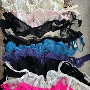13 fine lace 34C bras.